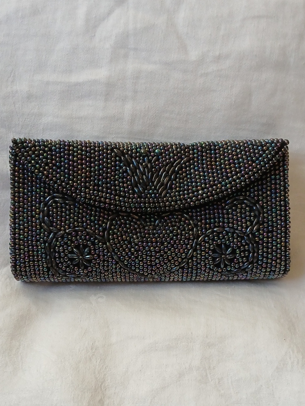 Iridescent Blue Purple Beaded Snap Closure Heart Small Evening Clutch Purse